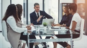 How Much Does a Senior Operations Manager Earn in the UK