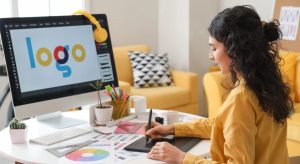 What is the Average Salary for a Graphic Designer in the UK