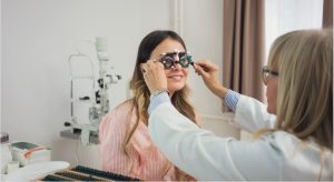 Factors That Influence an Optometrist’s Salary