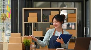 How Does Bizhunet Support Customization and Flexibility