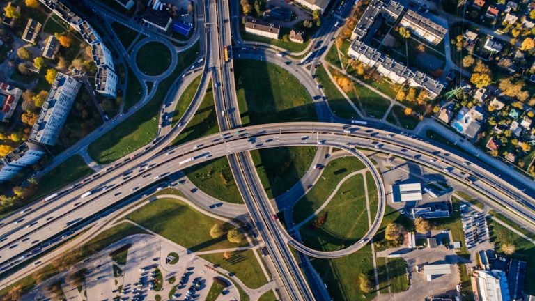 Understanding the Differences Between Full Load and Part Load Transport