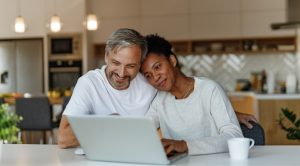 What Challenges Do Businesses Face with Technology Adoption per StateKaidz.com