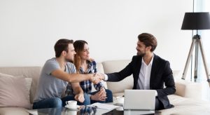 How Do Freelance and Full-Time Roles Compare in Terms of Salary