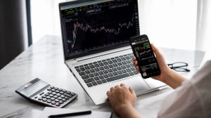 What Is a Robo-Advisor and How Does It Operate