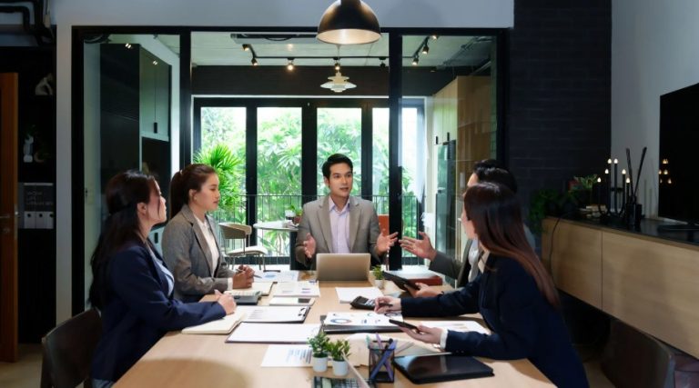 smart meeting room solutions for collaboration